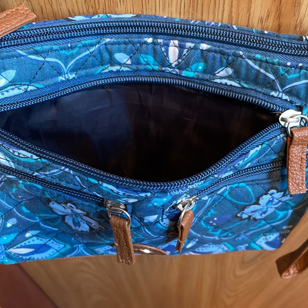 Host Pick 🎉 Stone Mountain Purse - Picture 6 of 6